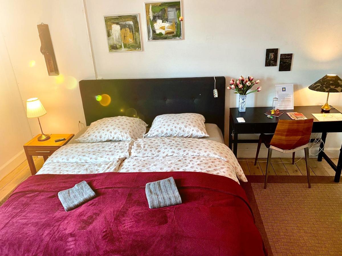 Four Individual Beautiful Spacious Rooms In Stylish Apartment 哥本哈根 外观 照片